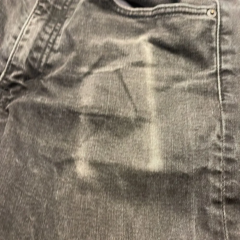 Levi’s 519 Mens black jeans